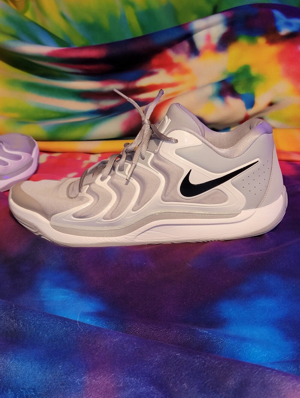Nike KD 17 TB Gray and White Basketball Sneakers Size 14